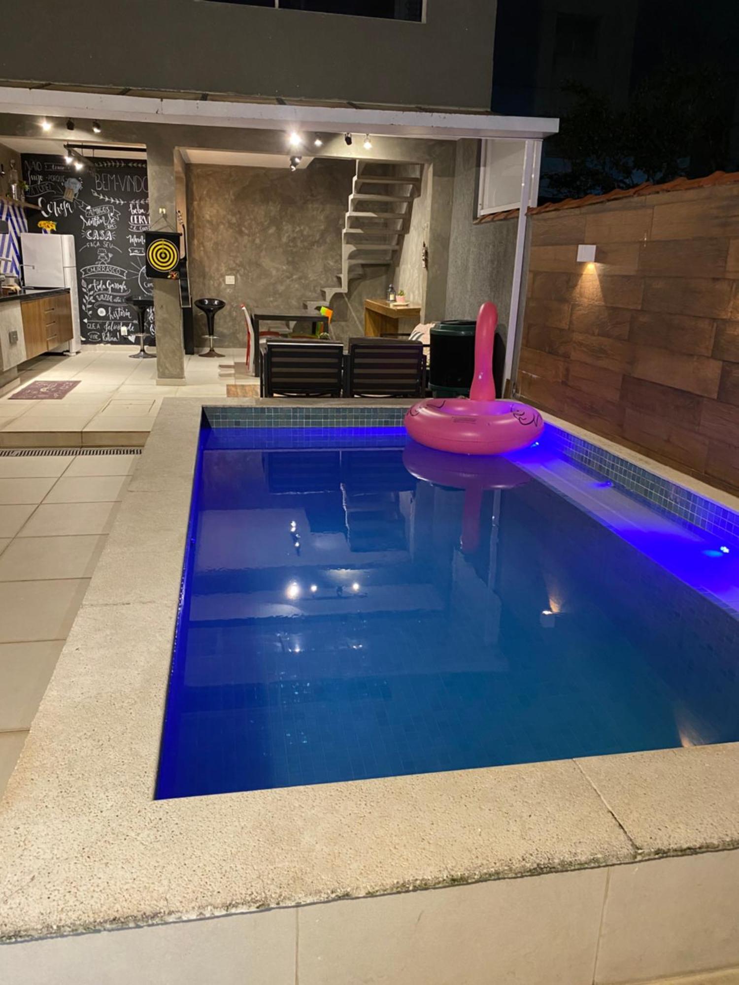 Linda Casa Com Piscina Em Pousada São Paulo